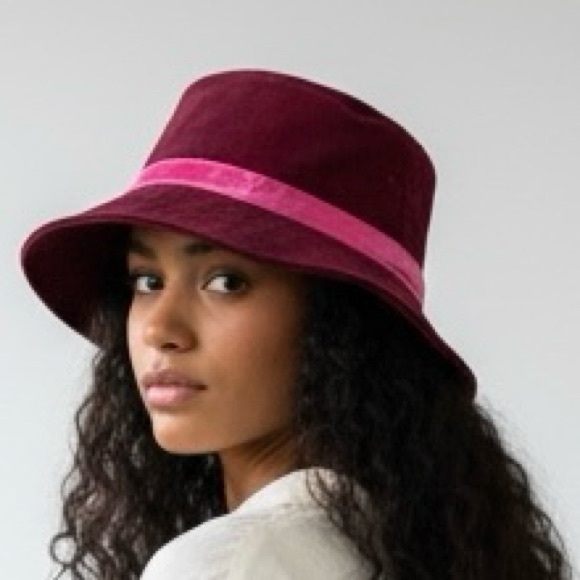 Wilsons Leather Accessories - Wilsons Leather Pelle Studio Burgundy Velvet Fedora Hat L/XL Pink Satin Band VTG